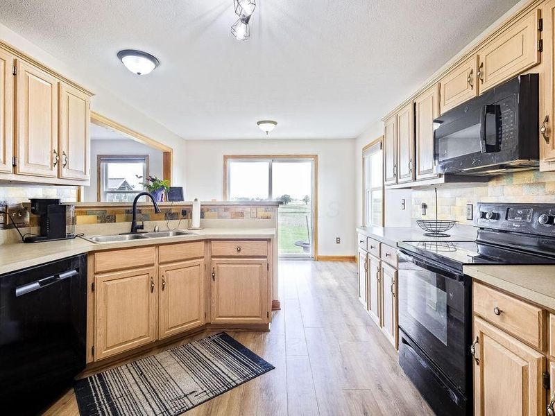 1050 Eckard Road , Centerburg, OH 43011 Photo 5