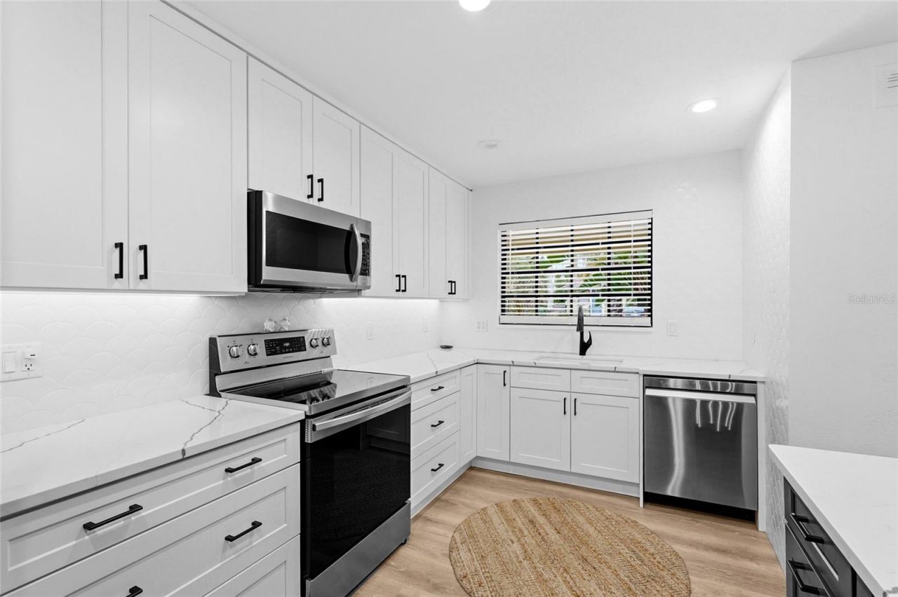 2480 Alameda Avenue, Sarasota, FL 34234 Photo