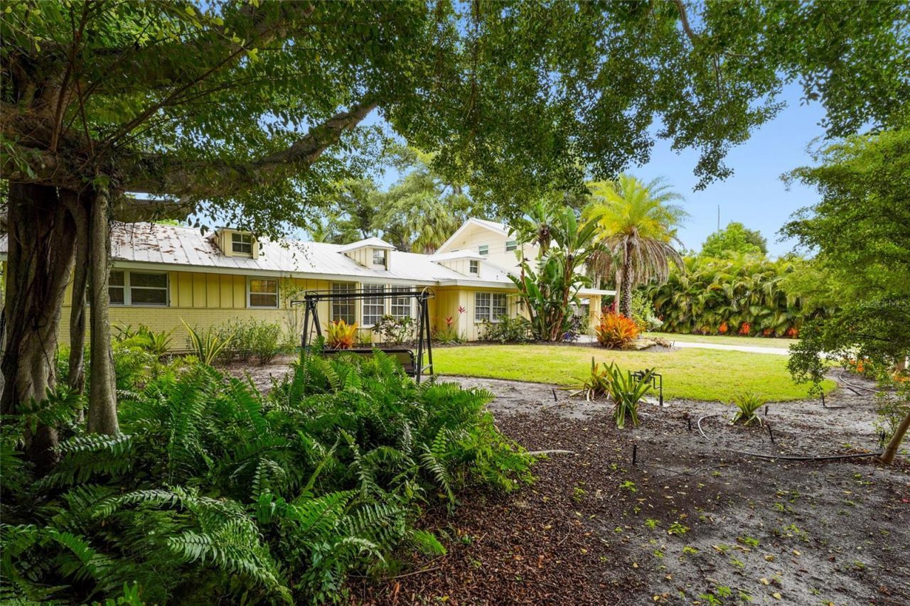 2480 Alameda Avenue, Sarasota, FL 34234 Photo