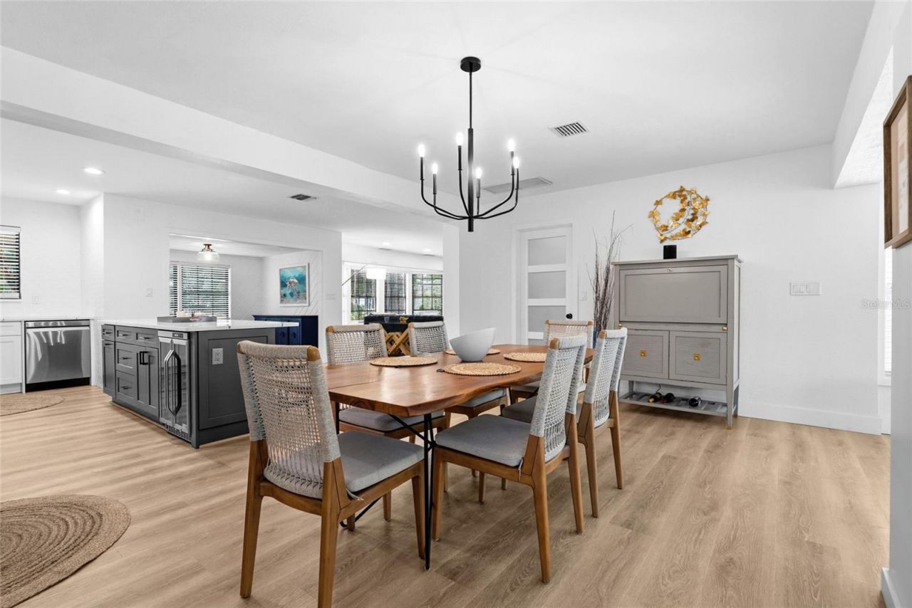 2480 Alameda Avenue, Sarasota, FL 34234 Photo