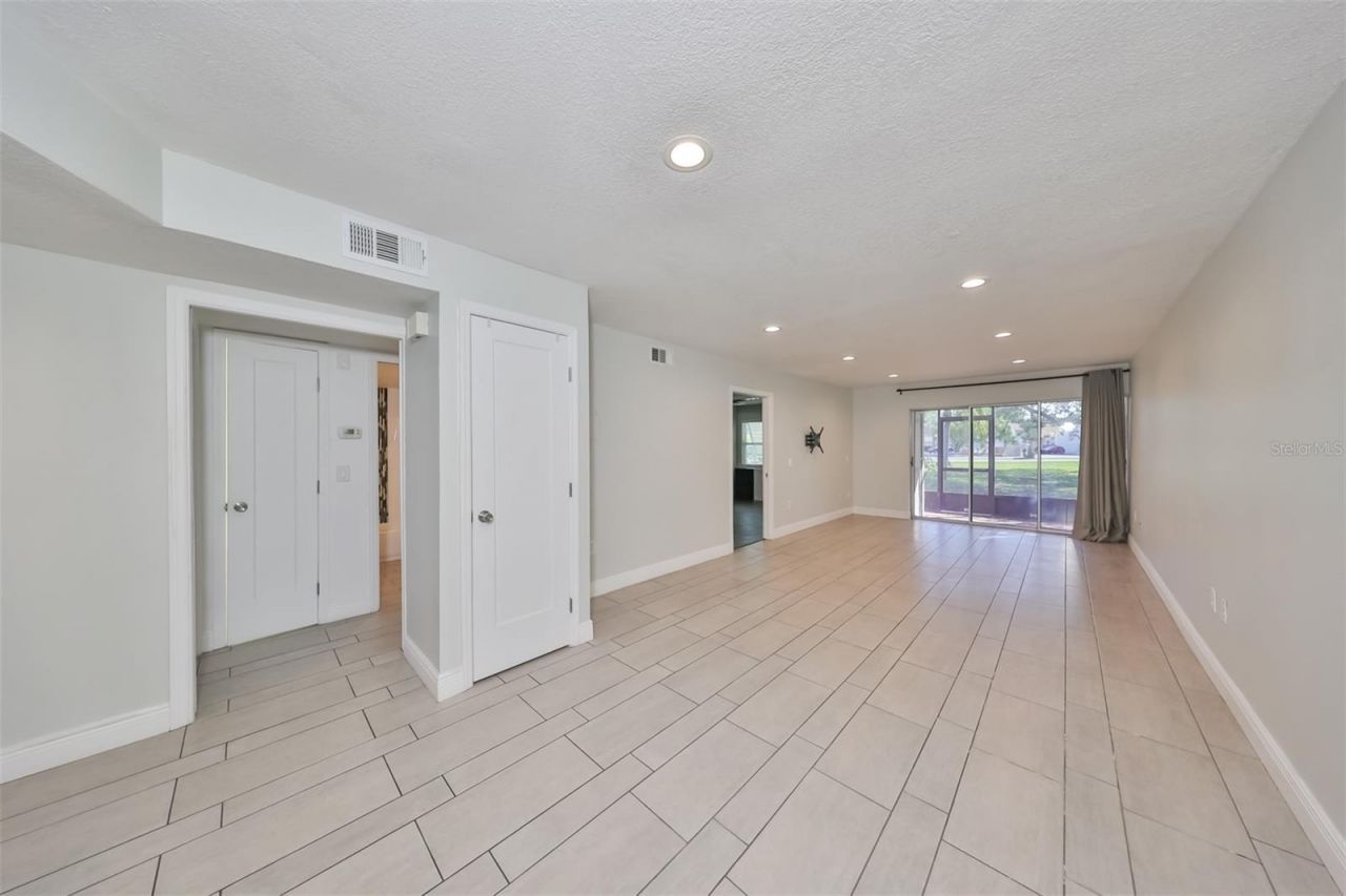 1028 Apollo Beach Boulevard, Unit 102, Apollo Beach, FL 33572 Photo