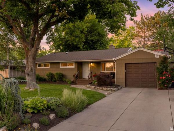 4333 S LARSON WAY , Holladay, UT 84124