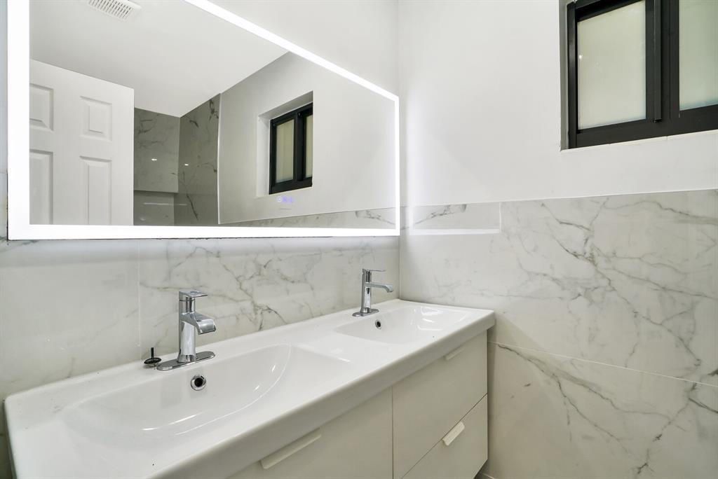 4190 SW 4th Street, Plantation, FL 33317 Photo