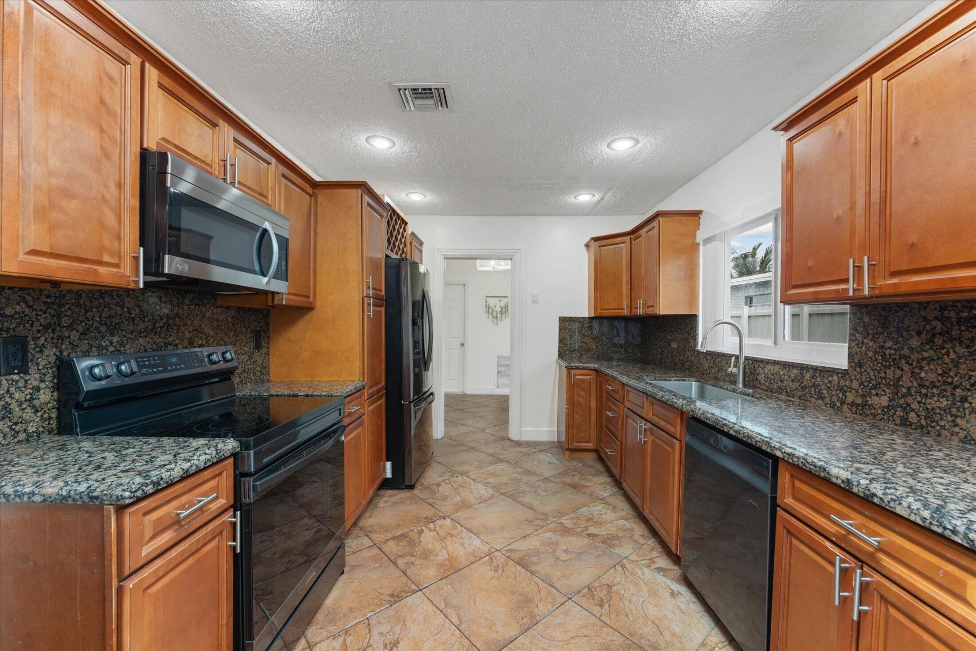 6515 SW 8th Place, North Lauderdale, FL 33068 Photo