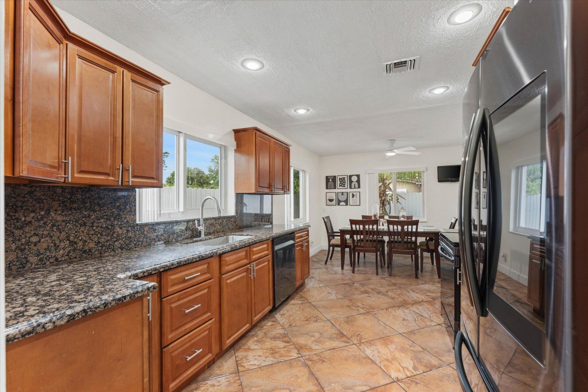 6515 SW 8th Place, North Lauderdale, FL 33068 Photo