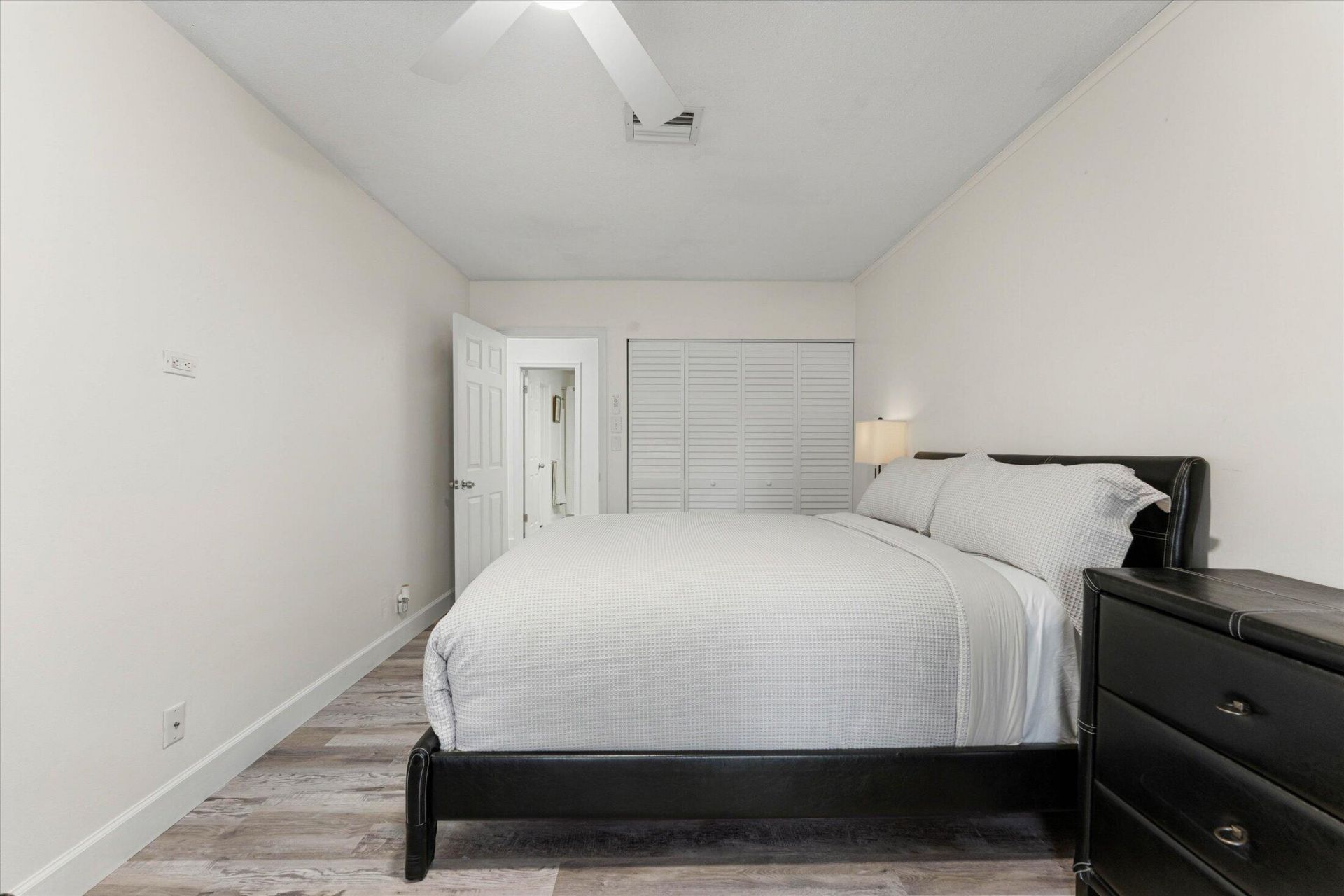 6515 SW 8th Place, North Lauderdale, FL 33068 Photo