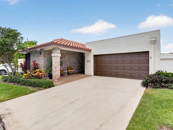 21375 Sonesta Way, Boca Raton, FL 33433
