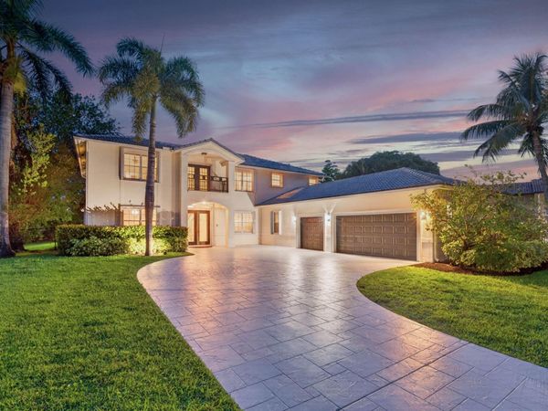 8346 Sawpine Road, Delray Beach, FL 33446
