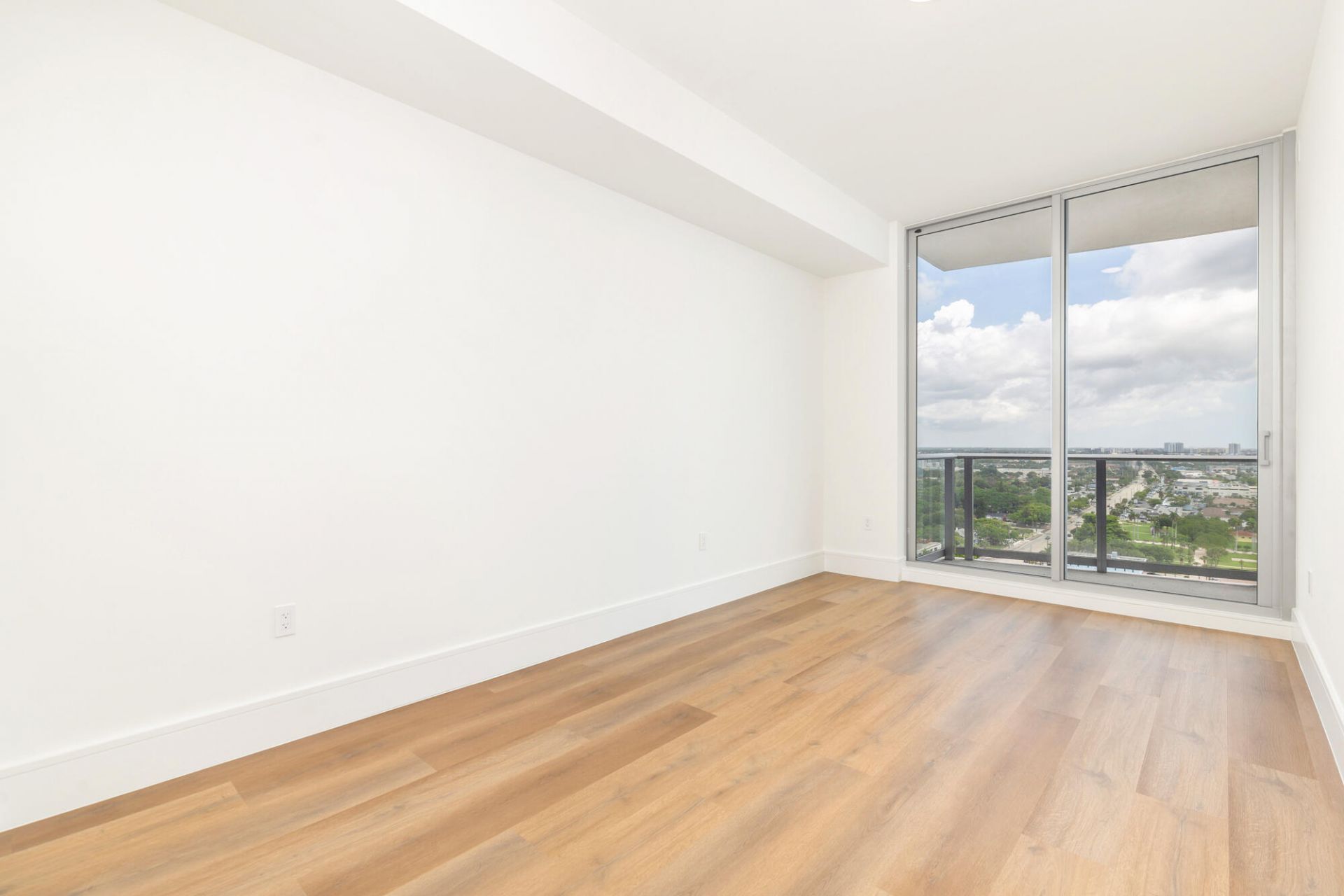 220 Lake Shore Drive, Unit 1809, Lake Park, FL 33403 Photo