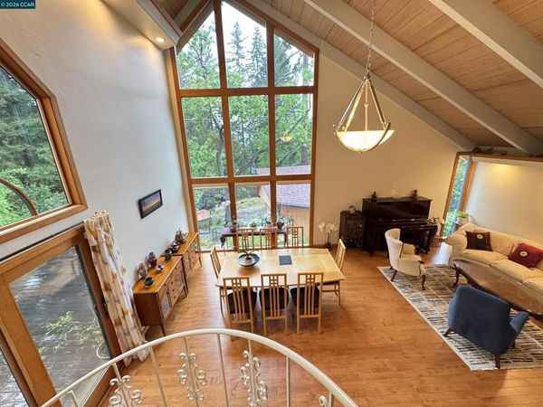 163 El Toyonal, Orinda, CA 94563