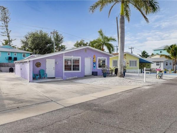 216 Fairweather LN , FORT MYERS BEACH, FL 33931