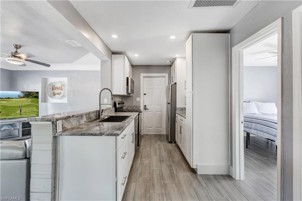 216 Fairweather Ln, Fort Myers Beach, FL 33931 Photo