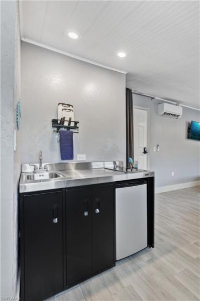 216 Fairweather Ln, Fort Myers Beach, FL 33931 Photo