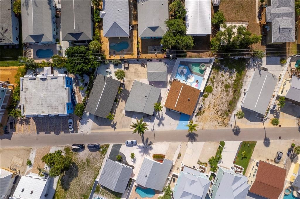 216 Fairweather Ln, Fort Myers Beach, FL 33931 Photo