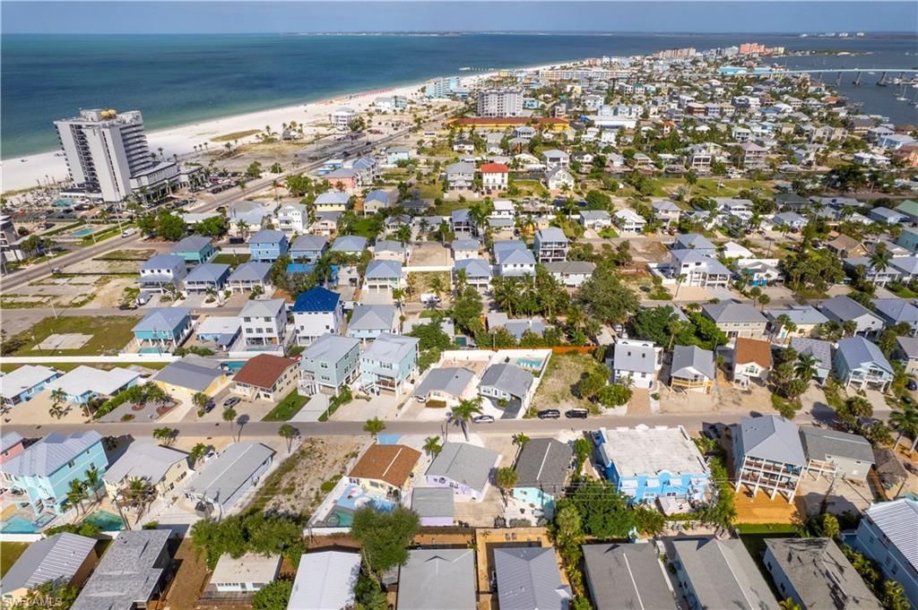 216 Fairweather Ln, Fort Myers Beach, FL 33931 Photo