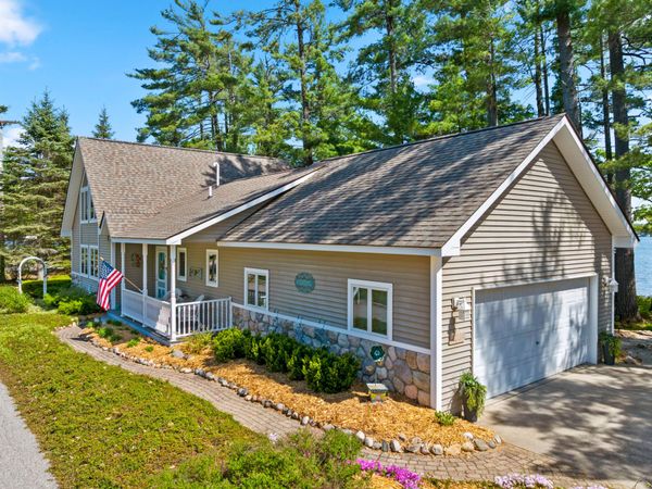 1811 Sunset Drive, Gaylord, MI 49735