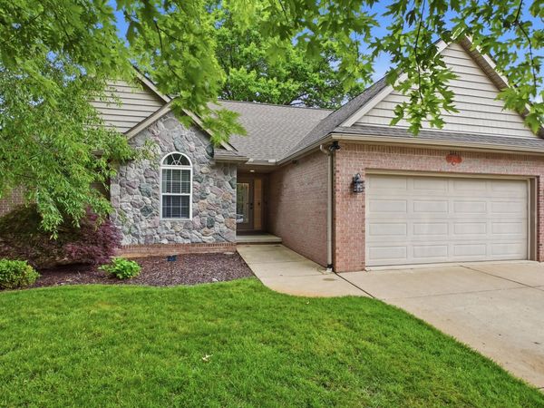 2707 Morel Drive, Highland, MI 48356