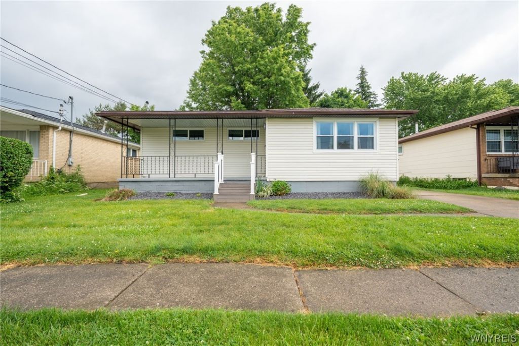 122 Edison Street, Buffalo, NY 14218 Main Photo