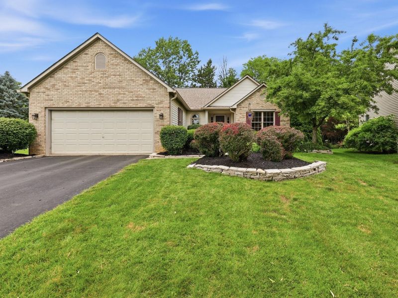 5867 Sandy Rings Lane, Dublin, OH 43016 Photo 1