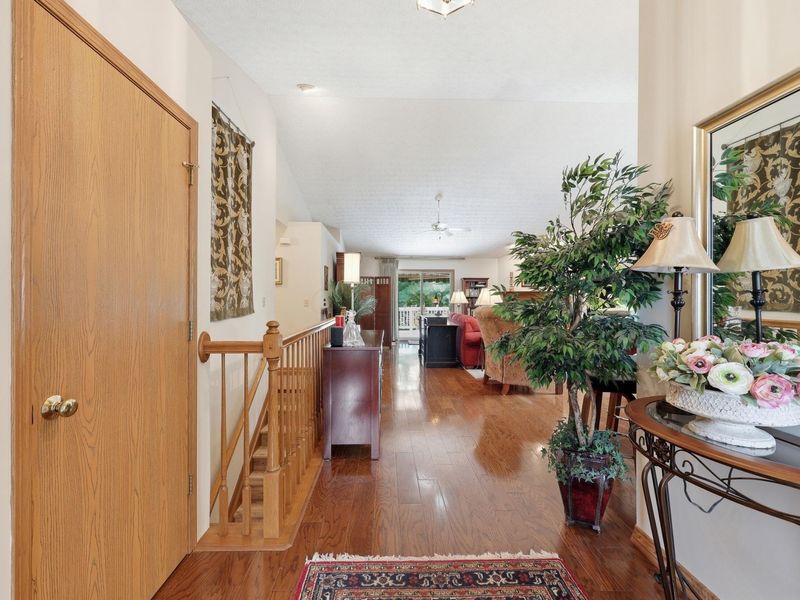 5867 Sandy Rings Lane, Dublin, OH 43016 Photo 6
