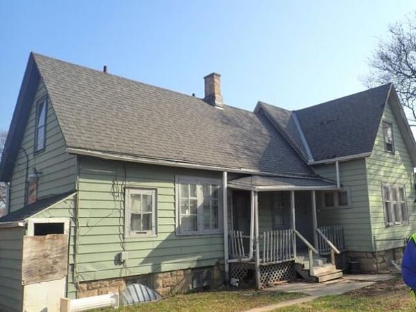 2565 N 10th St, Milwaukee, WI 53206