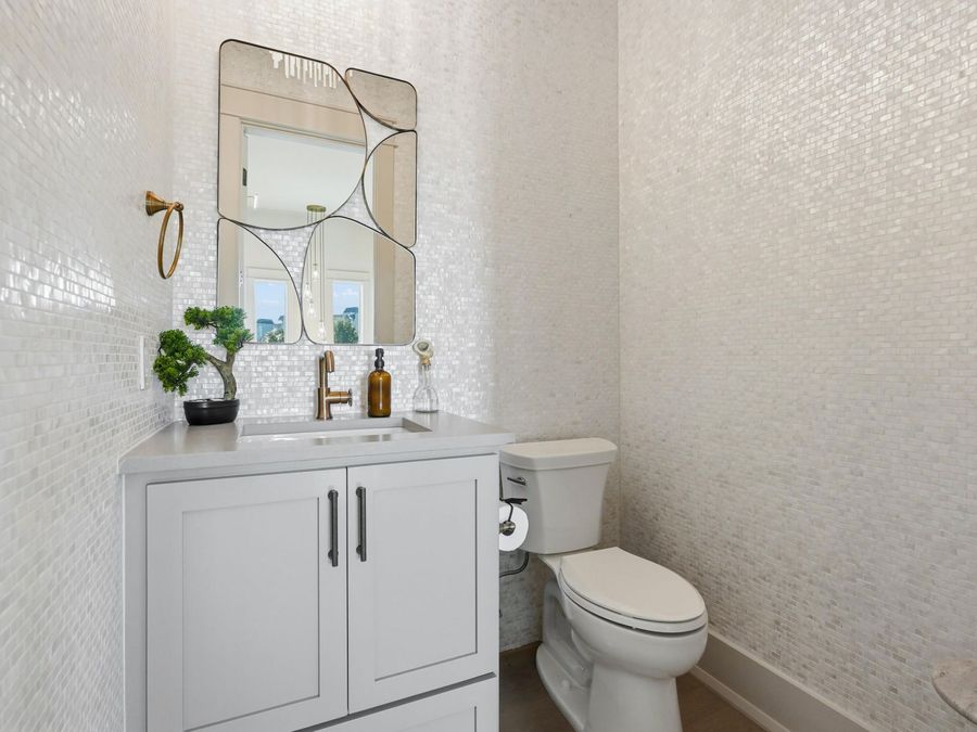 Property Image 118