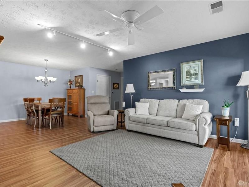 1945 Waterstone Boulevard, Unit 103, Miamisburg, OH 45342 Photo 11