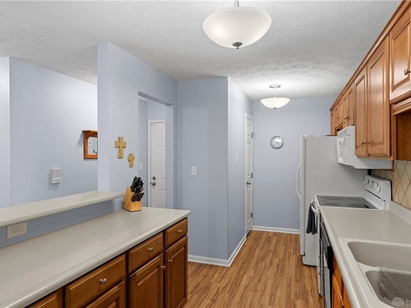 1945 Waterstone Boulevard, Unit 103, Miamisburg, OH 45342 Photo 15