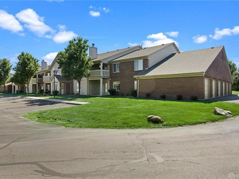 1945 Waterstone Boulevard, Unit 103, Miamisburg, OH 45342 Photo 3