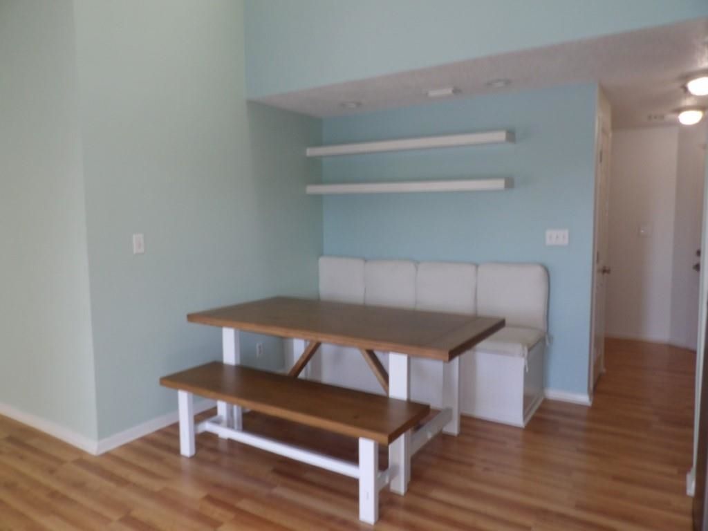 1100 Possum Trot Rd.  Photo 4