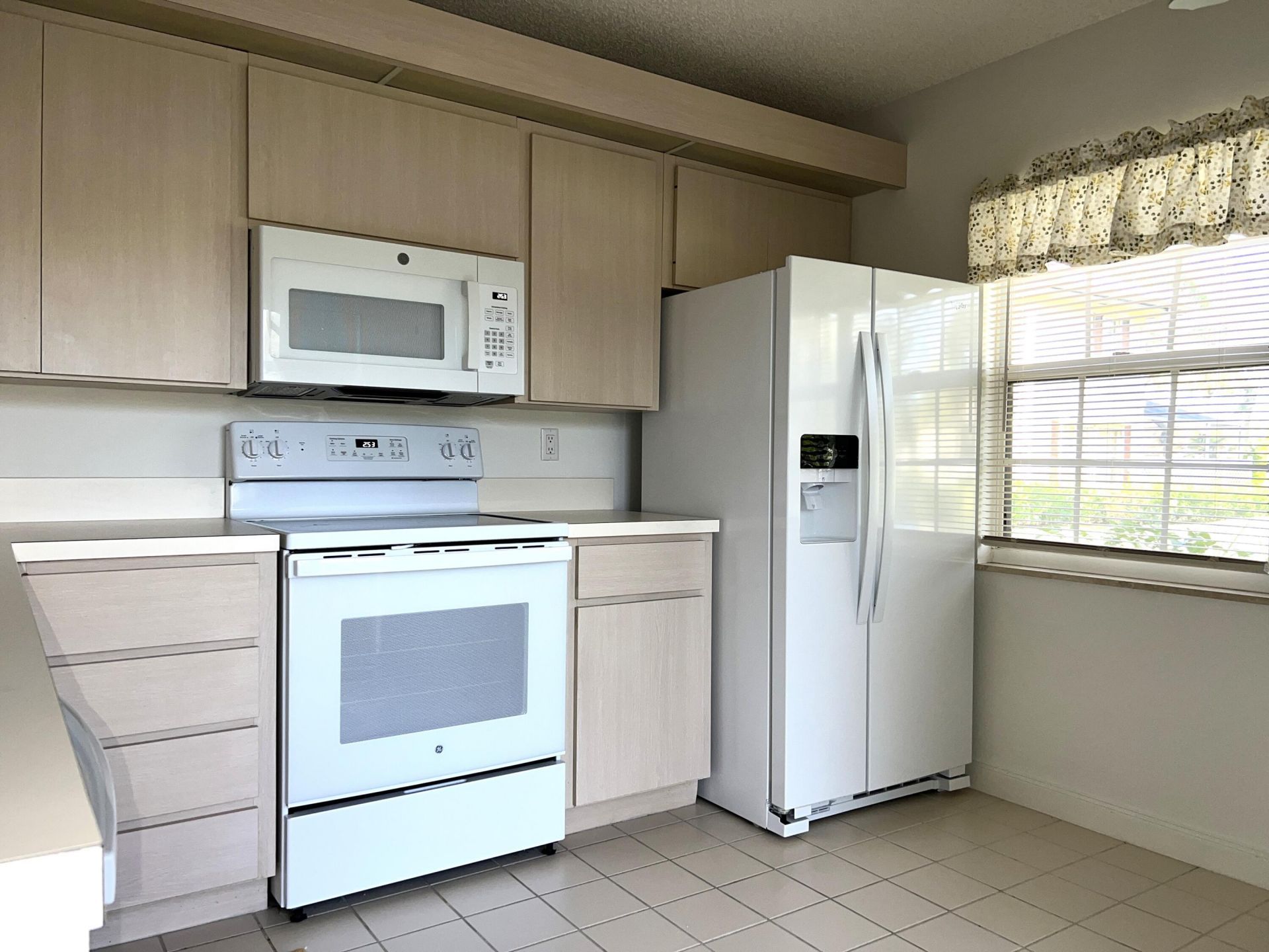 36 Danbury Court, Unit B, Royal Palm Beach, FL 33411 Photo