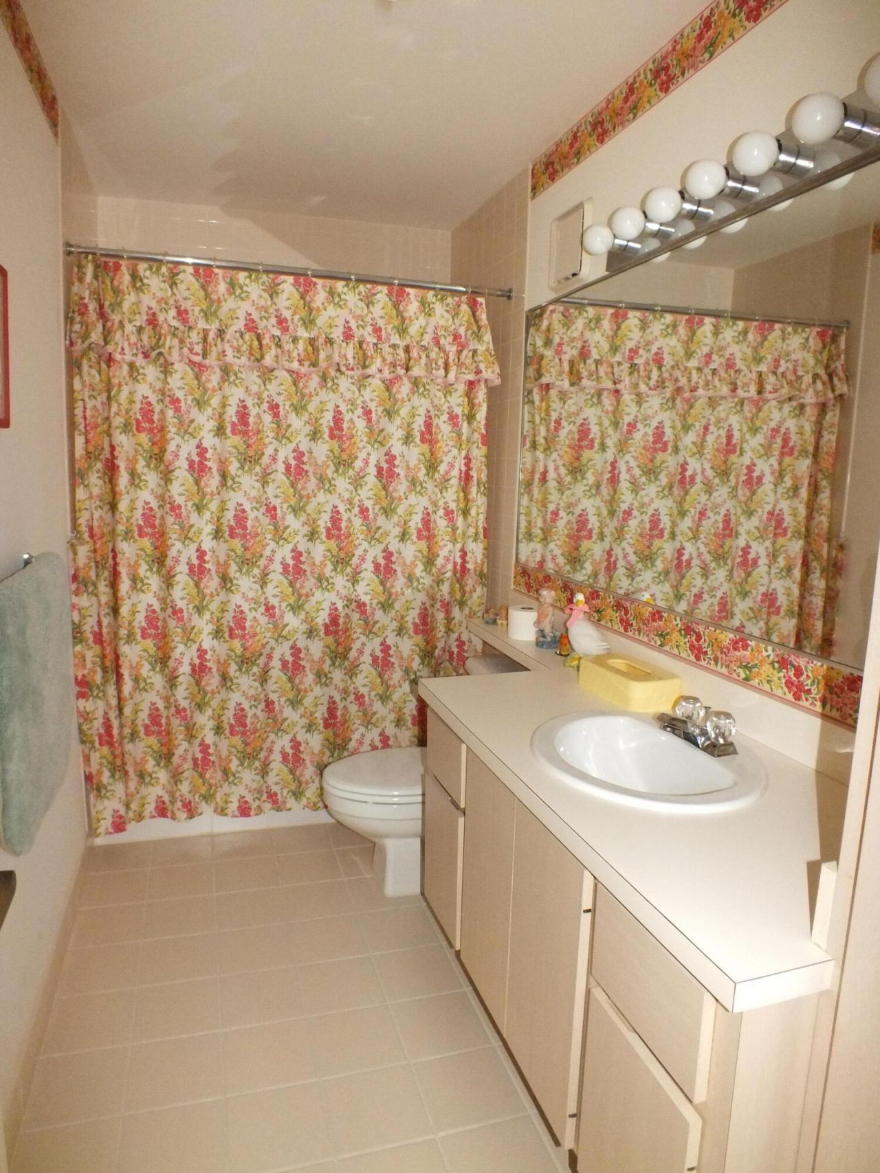 36 Danbury Court, Unit B, Royal Palm Beach, FL 33411 Photo