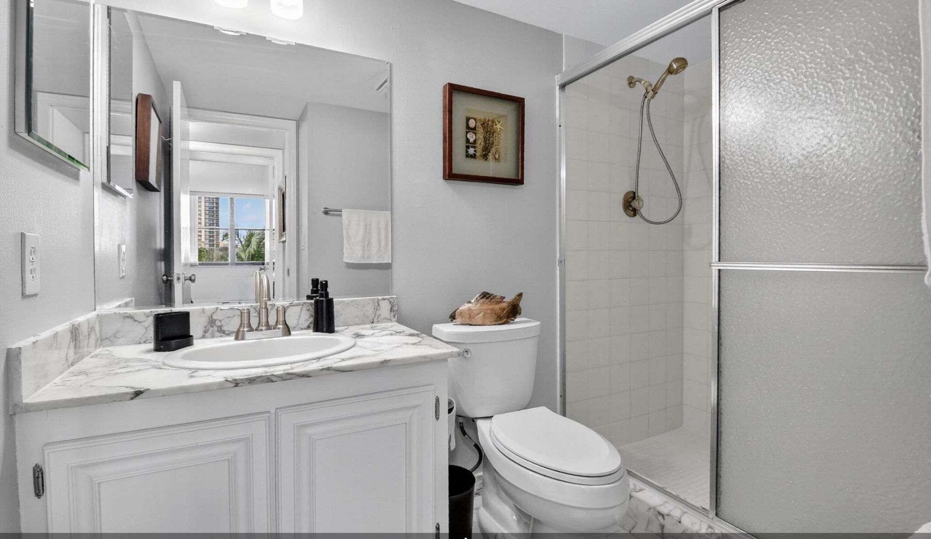 3400 N Ocean Drive, Unit 405, Singer Island, FL 33404 Photo
