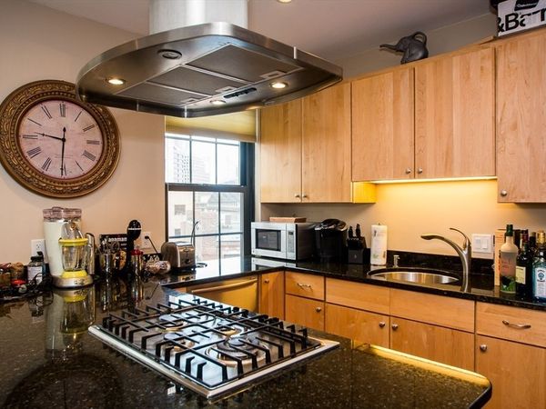 99-105 Broad St, Unit 8D, Boston, MA 02110