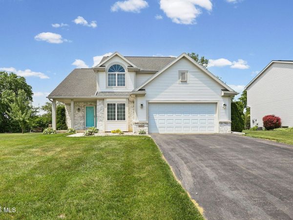 5067 Brint Crossing Boulevard, Sylvania, OH 43560