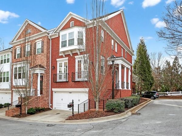 7205 Lowery Oak Drive , Roswell, GA 30075