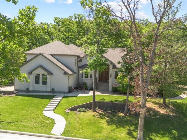1523 Point Happy Drive , Camdenton, MO 65020