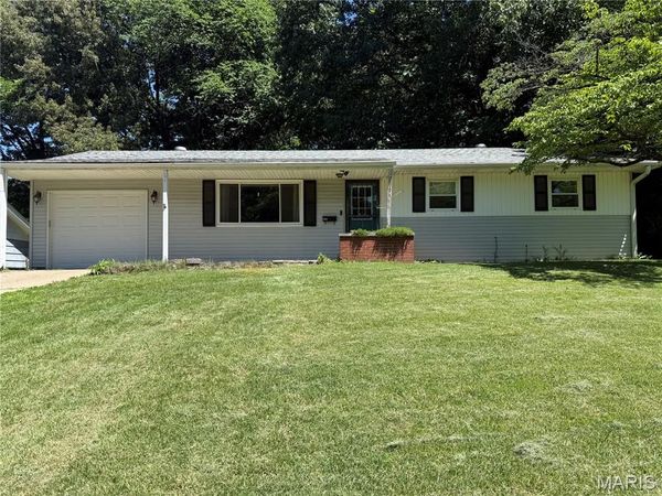 508 Green Acres Street , Cape Girardeau, MO 63701