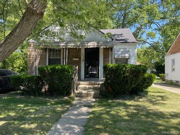 8426 Auburn Street, Detroit, MI 48228