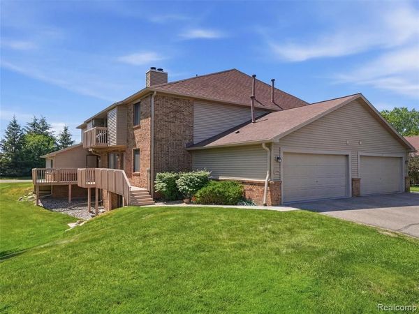 7058 Elmhurst , West Bloomfield Twp, MI 48322