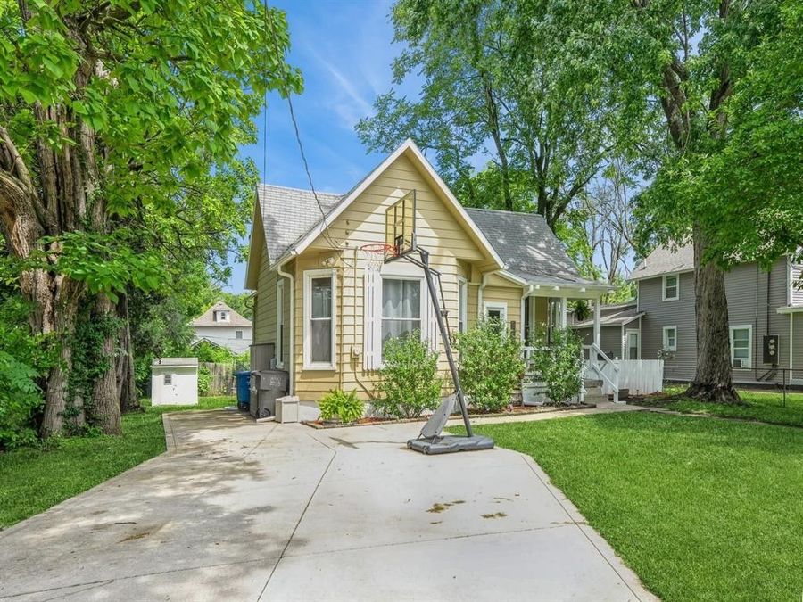 Property Image 4