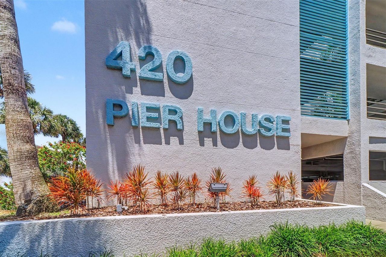 420 Gulf Boulevard, Unit 202, Indian Rocks Beach, FL 33785 Photo