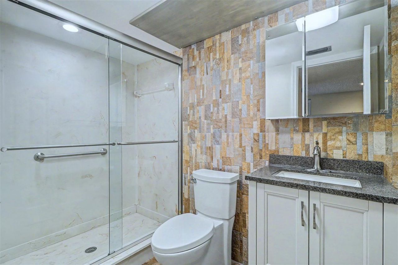 420 Gulf Boulevard, Unit 202, Indian Rocks Beach, FL 33785 Photo