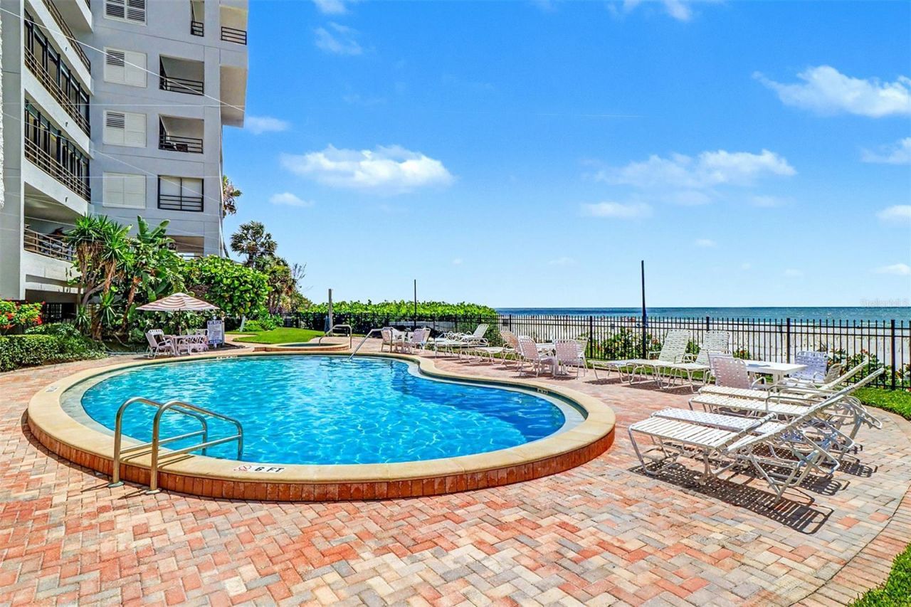 420 Gulf Boulevard, Unit 202, Indian Rocks Beach, FL 33785 Photo