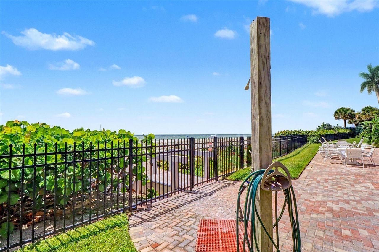 420 Gulf Boulevard, Unit 202, Indian Rocks Beach, FL 33785 Photo