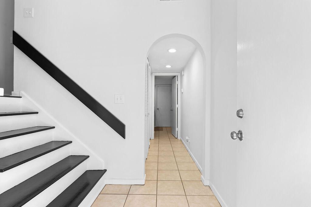 1721 Live Oak Park Photo 15
