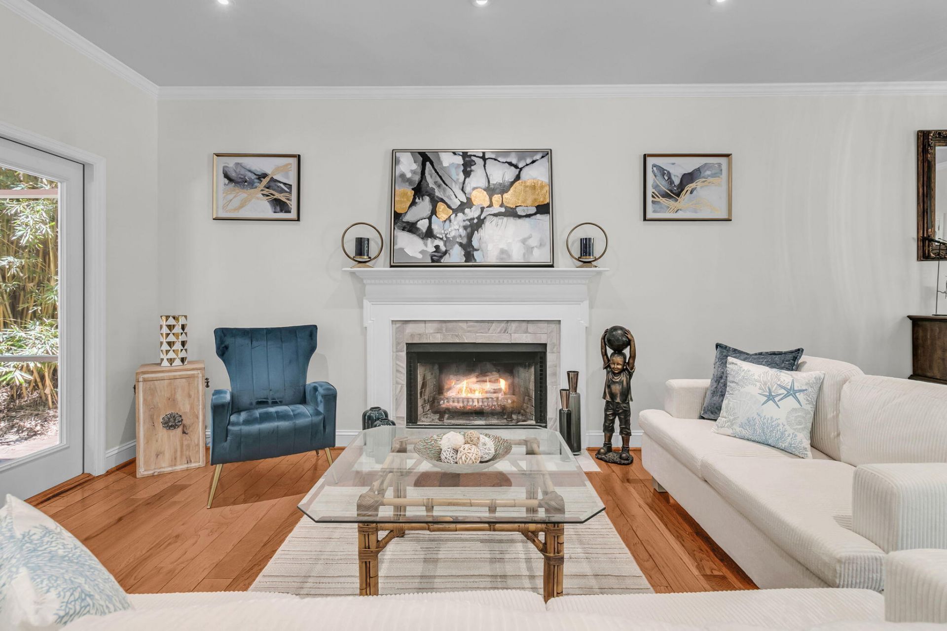 2052 Prospect Hill Drive Photo 11