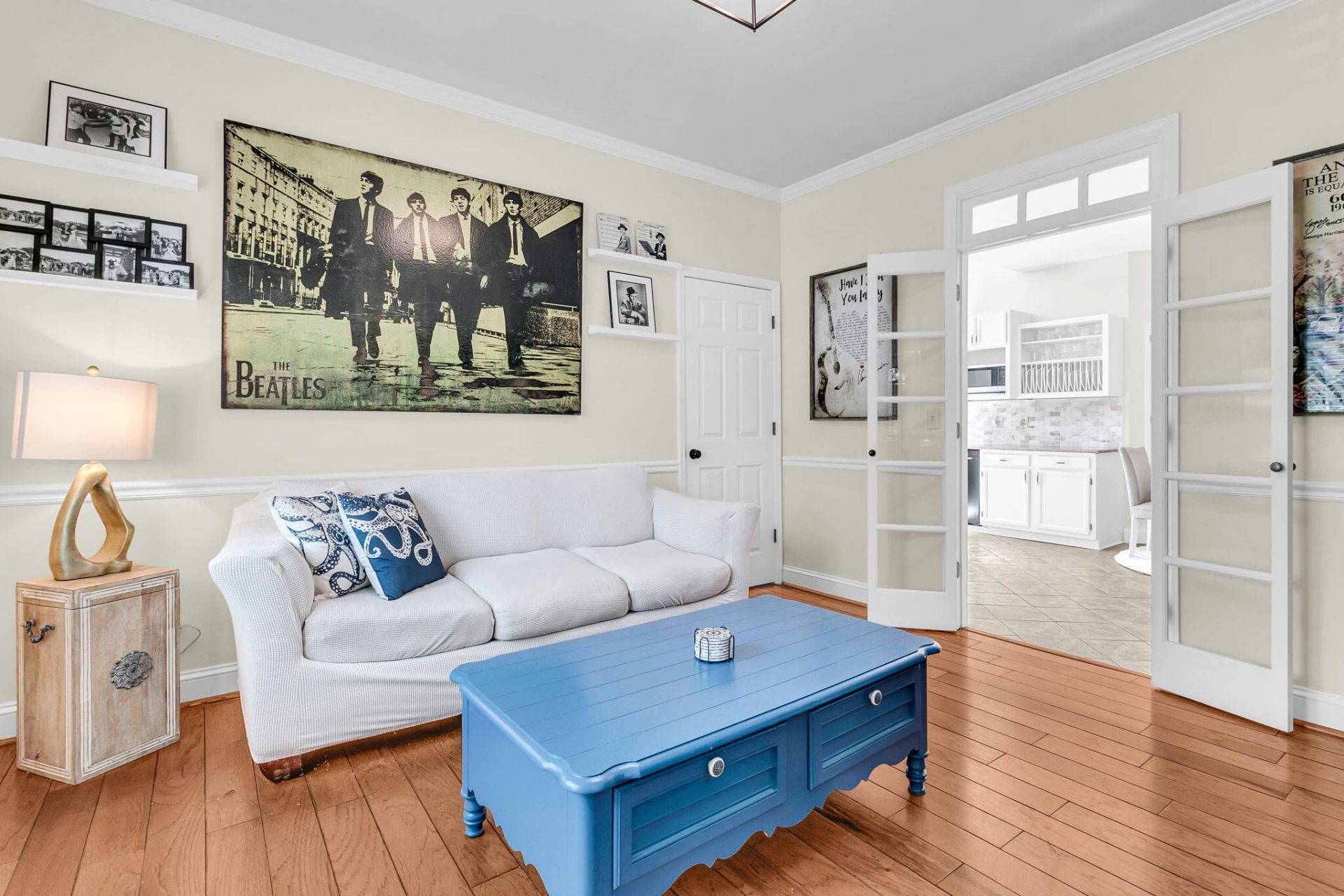 2052 Prospect Hill Drive Photo 12