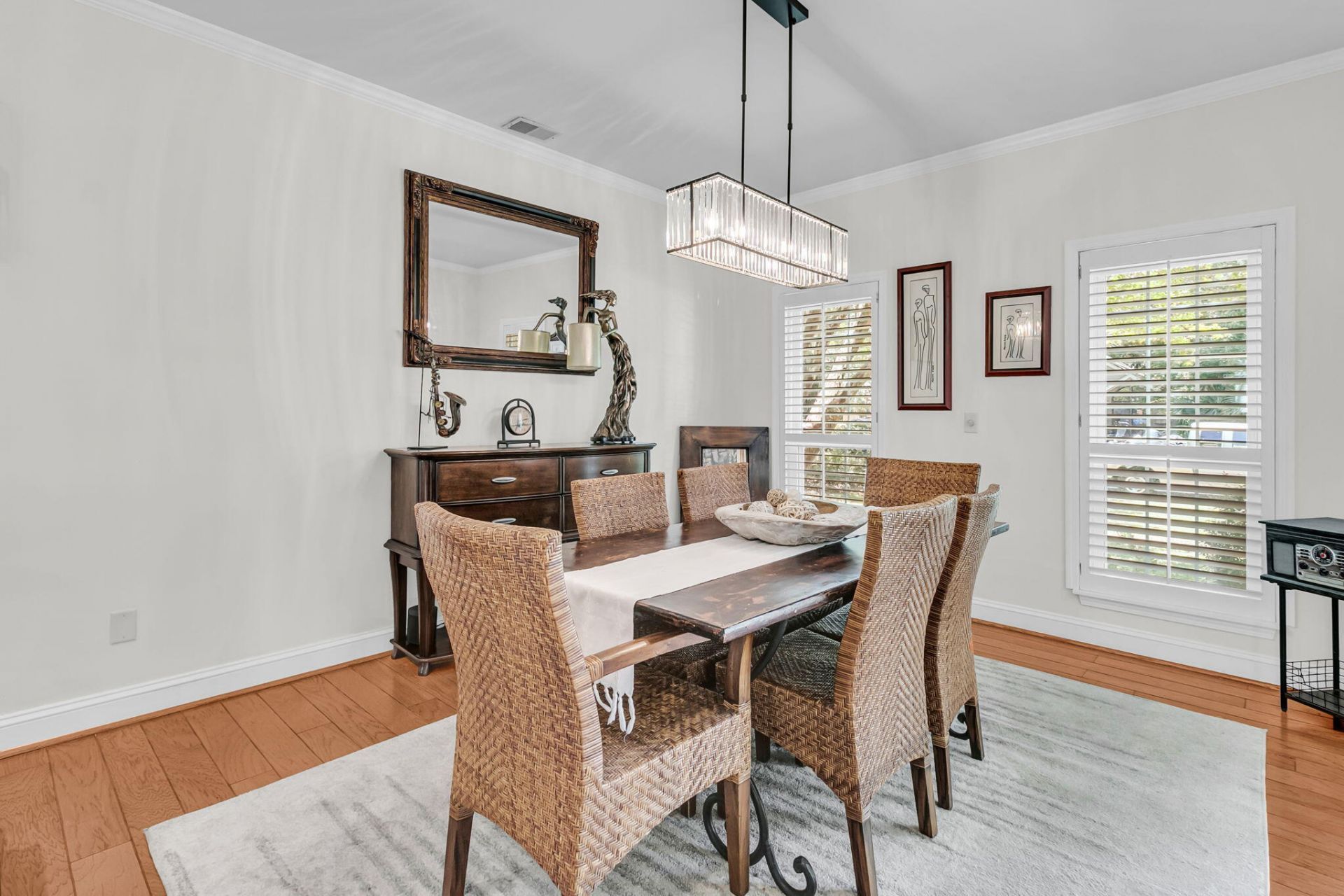 2052 Prospect Hill Drive Photo 15