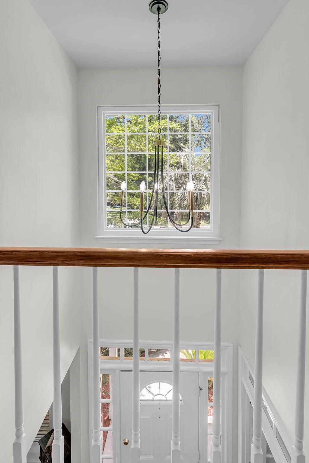 2052 Prospect Hill Drive Photo 18